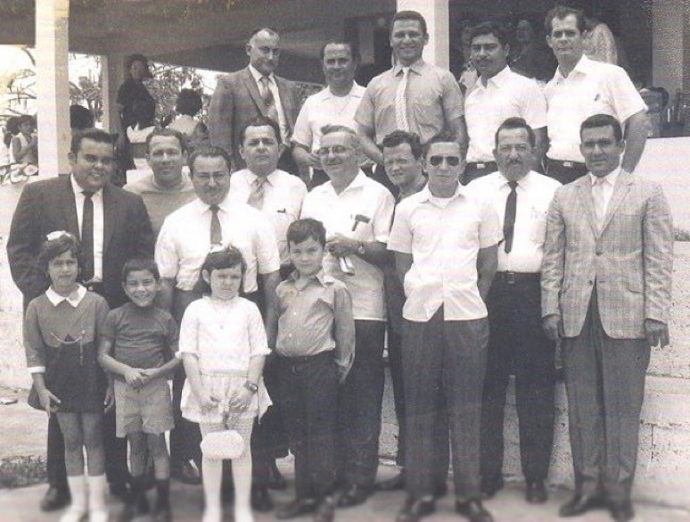 Maestros Celebran su Día en el Club de Leones, Comparte el Alcalde Enrique Ortiz (1970)