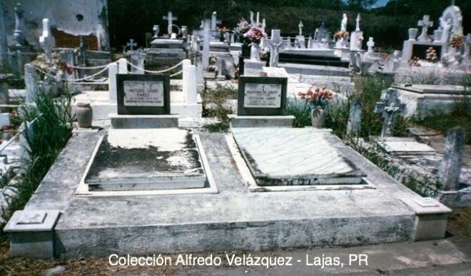 Sepulcros de Doña Agustina y su esposo el Señor Arturo Grant Pardo