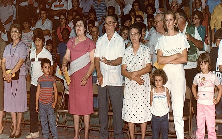 Familia Lluch Presentes En La Ceremonia De Dedicación Del Coliseo Juan Erlich (Liche) Lluch